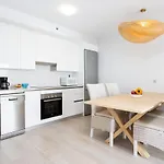 Апартаменты Home2book Stylish & Relax Attic Ла-Техита