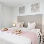 Home2book Stylish & Relax Attic *